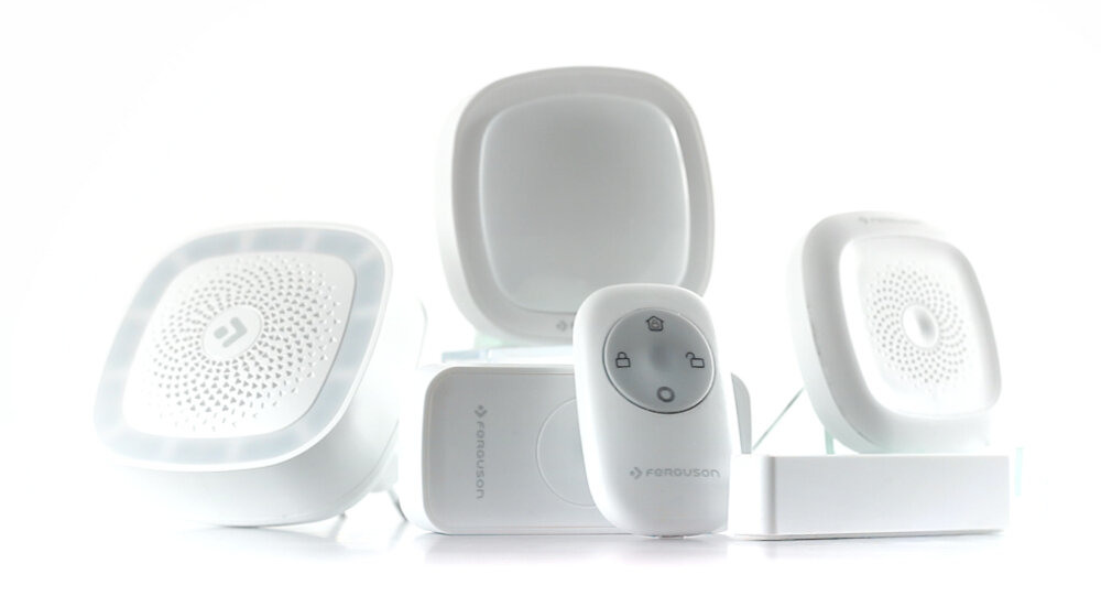Zestaw czujników FERGUSON Smart Home Security Kit Wi-Fi, ZigBee zwiekszenie bezpieczenstwa w domu i na calej posesji nieprzerwany monitoring otoczenia miejsca zamieszkania mozliwosc rozbudowy o dodatkowe 15 elementow