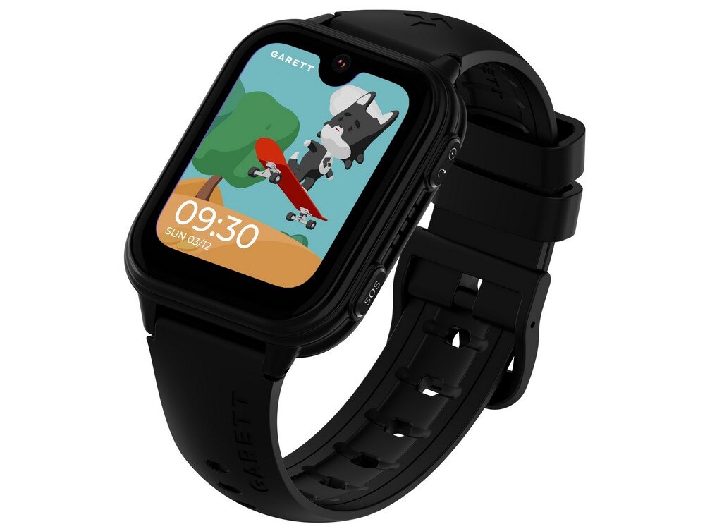 Czarny smartwatch z kolorowym wyświetlaczem, na którym widoczna jest grafika z psem na deskorolce oraz godzina 09:30 i data SUN 03/12. Na obudowie widoczne jest logo \'GARETT\'.