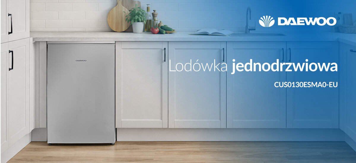 LODÓWKA DAEWOO CUS0130ESMA0-EU Lodówka jednodrzwiowa Daewoo ustawiona pod blatem kuchennym. Grafika prezentuje model urządzenia w zabudowie kuchennej