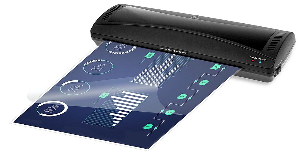 Czarny laminator z włożonym dokumentem z wykresami i diagramami. Na urządzeniu widoczny jest napis \'HEAT MAX 150C 110V\' oraz diody z oznaczeniami \'READY\' i \'POWER\'.