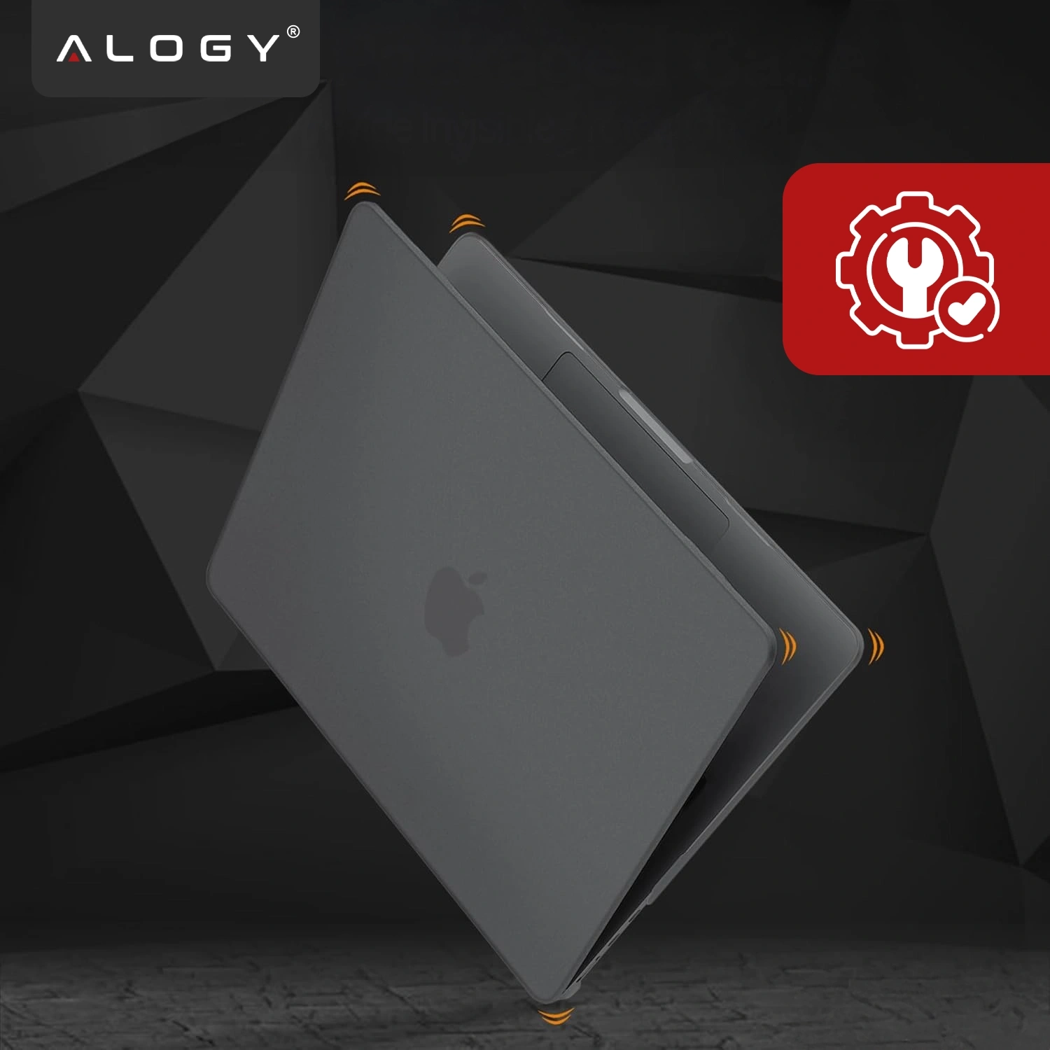 Na obrazie widoczne jest czarne, matowe etui na laptopa z logo Alogy. W prawym górnym rogu znajduje się czerwony symbol narzędzia z zębatką.