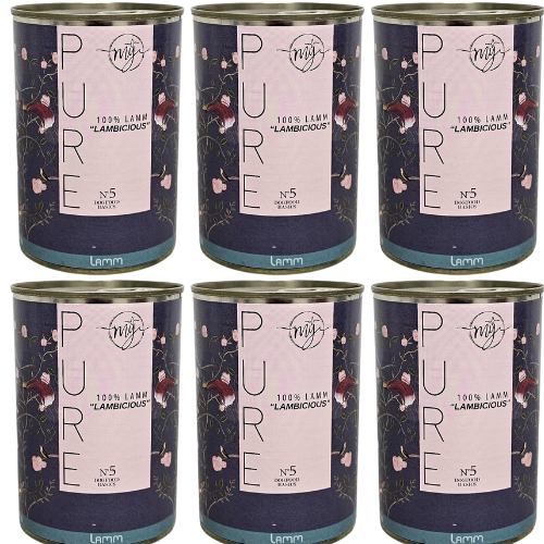 Na obrazie znajduje się sześć puszek z etykietą \'PURE 100% Lamm LAMBELICIOUS\'. Etykieta jest ozdobiona motywem kwiatowym i napisem \'No5 Limited Edition\'.