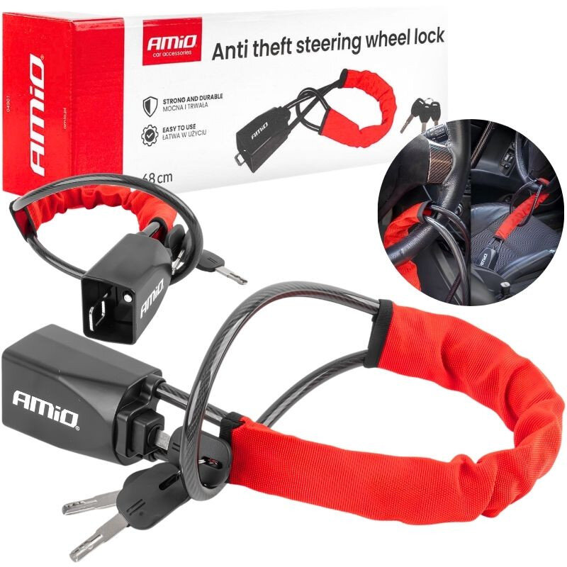 Na obrazie widoczna jest blokada kierownicy z czerwonym pokrowcem i kluczem, a w tle opakowanie z napisem \'AMiO Anti theft steering wheel lock\'. W prawym górnym rogu znajduje się zdjęcie blokady zamontowanej na kierownicy samochodu.