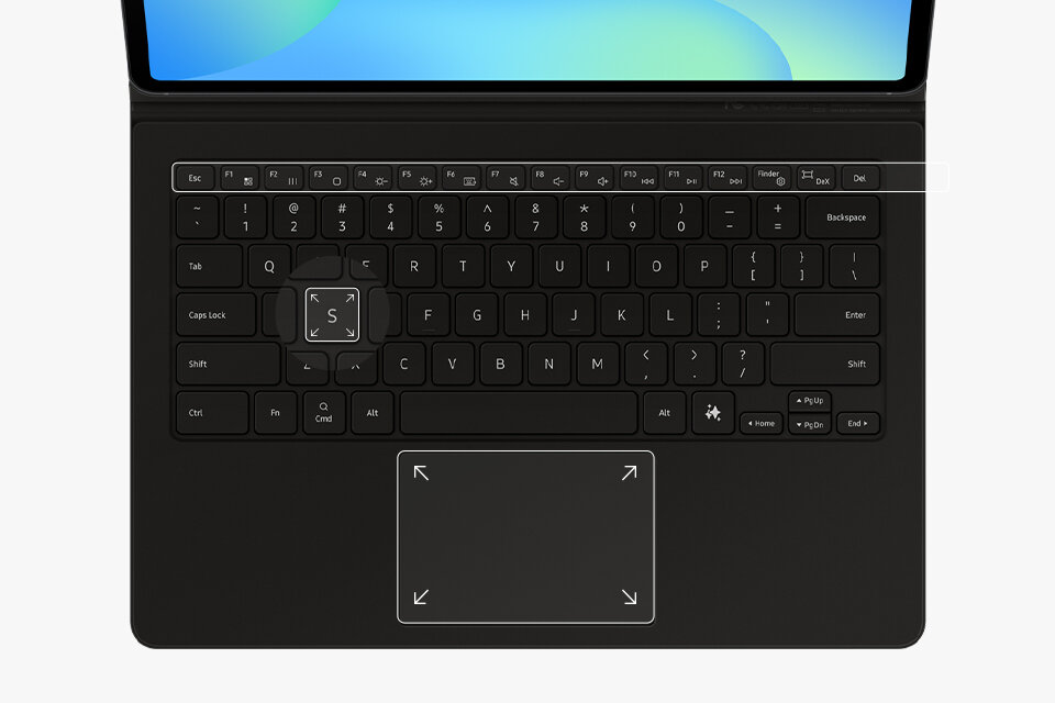 Czarna klawiatura z touchpadem, widoczna z góry, z pełnym układem klawiszy i oznaczeniami funkcyjnymi. Klawisze są oznaczone standardowymi symbolami, a touchpad ma zaznaczone strzałki w rogach.