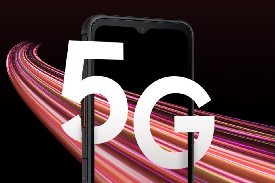 Obraz przedstawia fragment smartfona z dużym napisem \'5G\' na tle dynamicznych, kolorowych linii. Widoczny jest wyświetlacz z wcięciem w kształcie kropli.