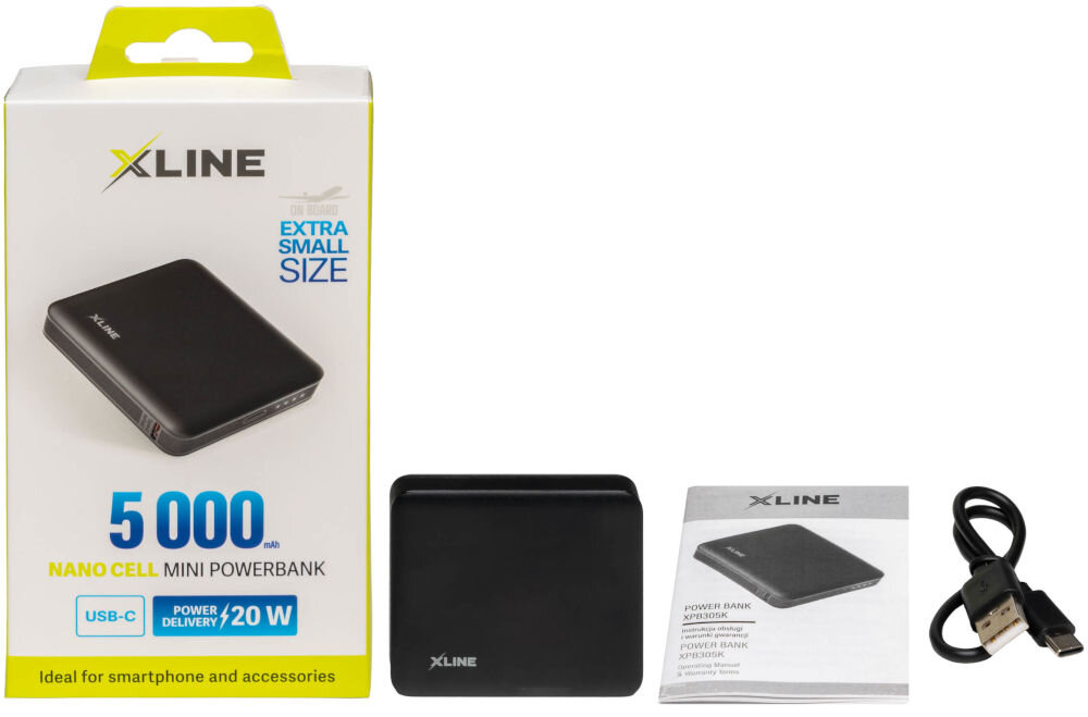 Na obrazie znajduje się opakowanie powerbanku XLINE z napisem \'5 000 mAh NANO CELL MINI POWERBANK\', obok leży czarny powerbank, instrukcja oraz kabel USB. Opakowanie zawiera informacje \'EXTRA SMALL SIZE\' i \'POWER DELIVERY 20 W\'.