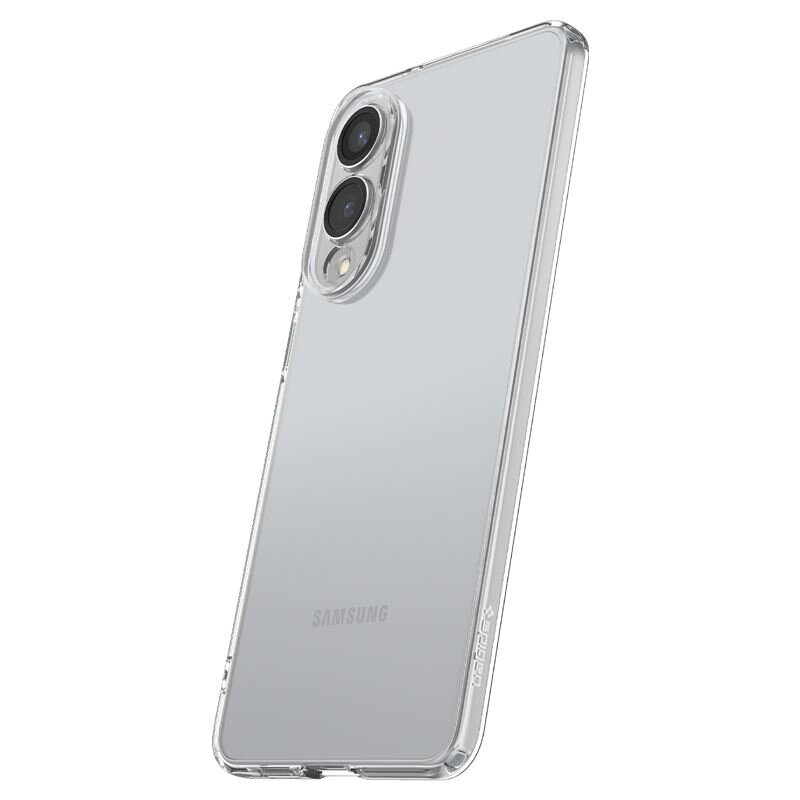 Przezroczyste etui na telefon z widocznymi dwoma obiektywami aparatu. Na etui znajduje się napis \'Samsung\' oraz \'Spigen\'.
