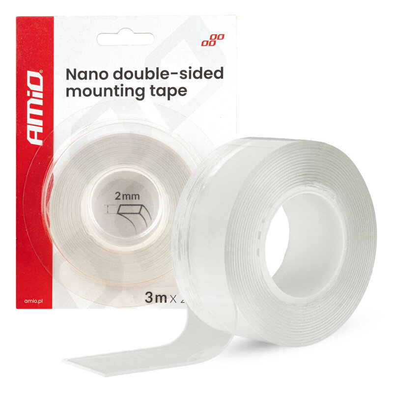 Obraz przedstawia przezroczystą taśmę montażową nawiniętą na rolkę oraz jej opakowanie z napisem \'Nano double-sided mounting tape\'. Na opakowaniu widnieje logo \'AMiO\' oraz informacja \'3m x 20mm\'.