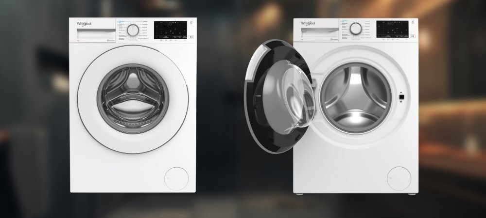 Dwa białe urządzenia pralnicze z widocznymi bębnami, jedno z otwartymi drzwiami. Na panelu sterowania widoczny jest napis \'whirlpool\'.