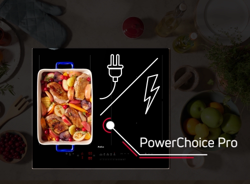 Na obrazie widoczna jest płyta indukcyjna z naczyniem pełnym jedzenia, obok której znajdują się symbole wtyczki i błyskawicy oraz napis \'PowerChoice Pro\'.