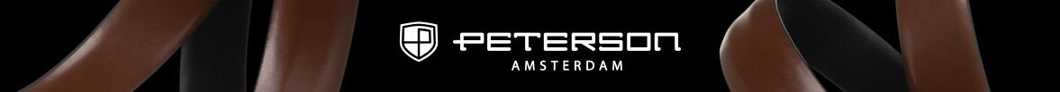 Na czarnym tle widoczne jest logo \'PETERSON AMSTERDAM\' oraz fragmenty brązowych i czarnych pasków.