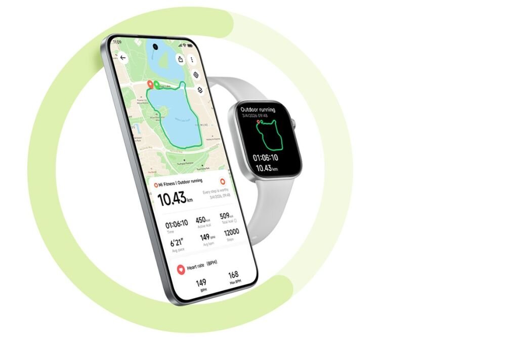 Obraz przedstawia smartfon i smartwatch z wyświetlonymi trasami biegu. Na ekranie smartfona widoczna jest mapa z trasą oraz szczegóły biegu, takie jak dystans 10.43 km, czas 1:06:10, a na smartwatchu widoczny jest podobny ekran z dystansem 10.43 km.