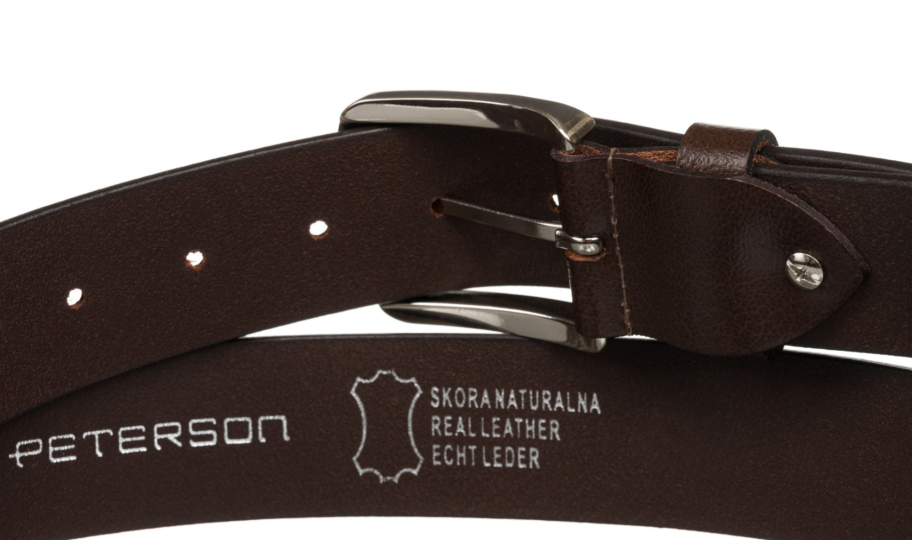 Brązowy pasek skórzany z klasyczną klamrą, na którym widnieje napis \'PETERSON\' oraz \'SKÓRA NATURALNA REAL LEATHER ECHT LEDER\'.