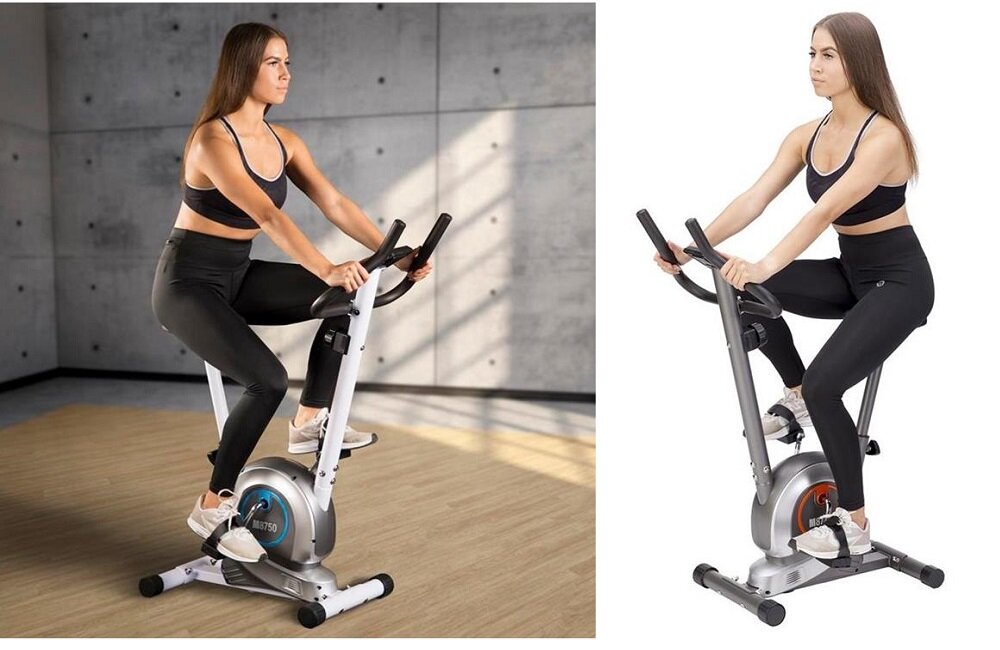 Dwie kobiety ćwiczą na białym rowerze magnetycznym HMS M8750 w różnych ustawieniach wnętrza. Rower ma srebrne elementy i czarne uchwyty.