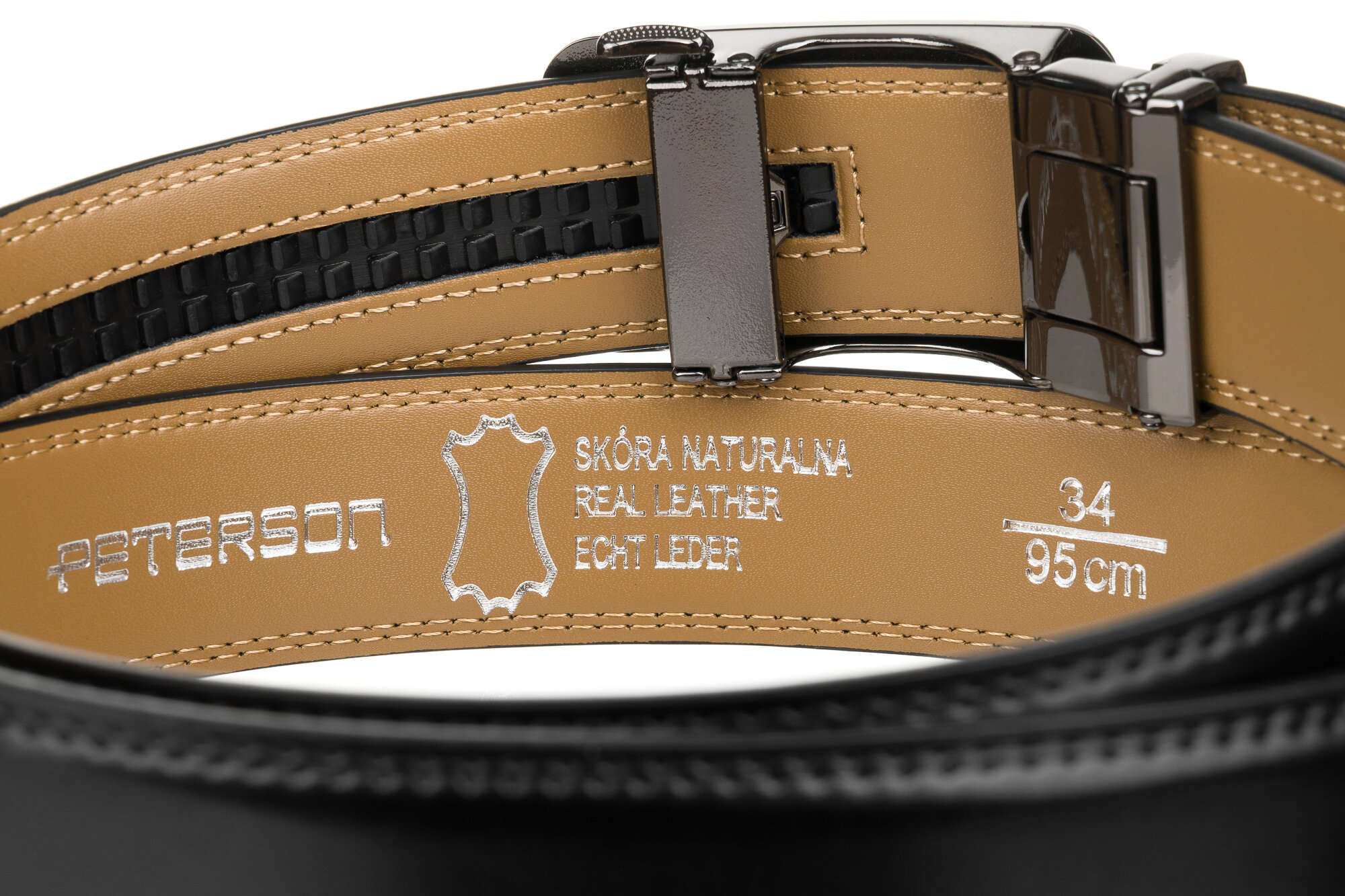 Czarny pasek skórzany z automatyczną klamrą, wewnętrzna strona w kolorze jasnobrązowym z napisem \'PETERSON\', \'SKÓRA NATURALNA\', \'REAL LEATHER\', \'ECHT LEDER\', oraz rozmiarem \'34/95 cm\'.