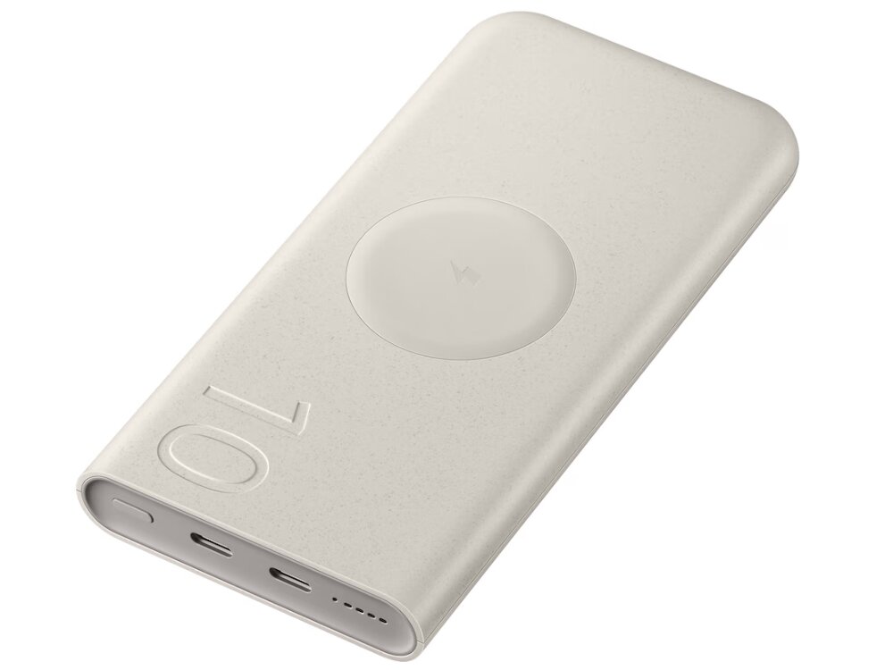 Beżowy powerbank z okrągłym panelem na środku i oznaczeniem \'10\' na powierzchni. Posiada porty USB i USB-C oraz wskaźnik LED.