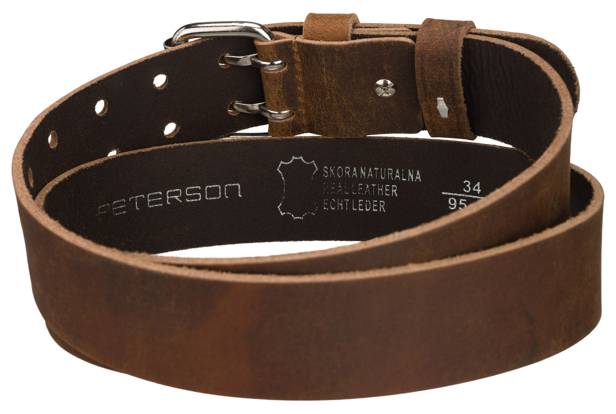 Skórzany pasek w jasnobrązowym kolorze z klasyczną podwójną klamrą. Na wewnętrznej stronie widoczny jest napis: \'PETERSON SKÓRA NATURALNA REAL LEATHER ECHT LEDER 34 95\'.