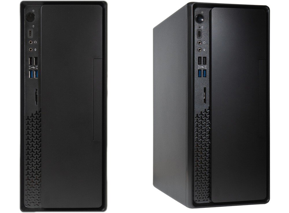 Komputer XQUANTUM XQR7R32S512GB-XA43WP Dwa ujęcia czarnej obudowy komputera stacjonarnego, ukazujące frontowy panel z portami USB i audio oraz perforowaną dolną sekcję wentylacyjną