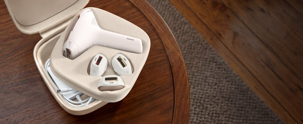 Depilator Philips Lumea i etui do przechowywania.