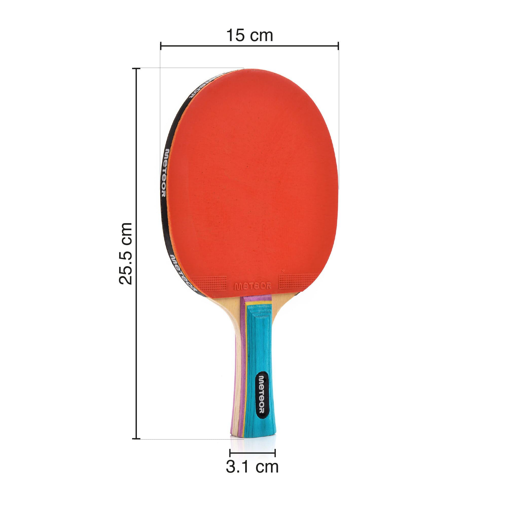 Rakietka do tenisa stołowego z czerwonym obiciem i kolorową rączką, z widocznymi wymiarami: 15 cm szerokości, 25.5 cm długości i 3.1 cm szerokości rączki. Na rączce widoczny jest napis \'meteor\'.