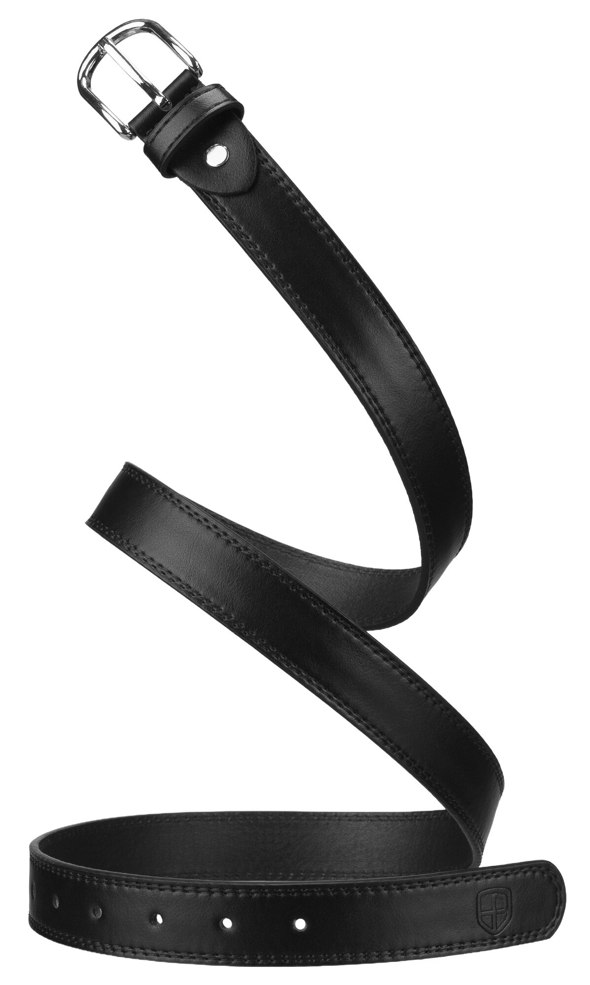 Czarny pasek wykonany z ekologicznej skóry z klasyczną metalową klamrą. Pasek ma kilka dziurek i widoczne logo producenta na końcu.
