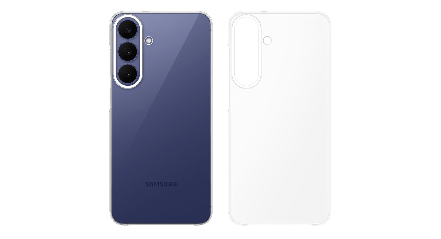 Przezroczyste etui nałożone na Galaxy S26 FE oraz samo etui prezentowane obok. Obraz przedstawia przezroczyste etui na telefon oraz telefon z trzema aparatami i logo \'SAMSUNG\'.