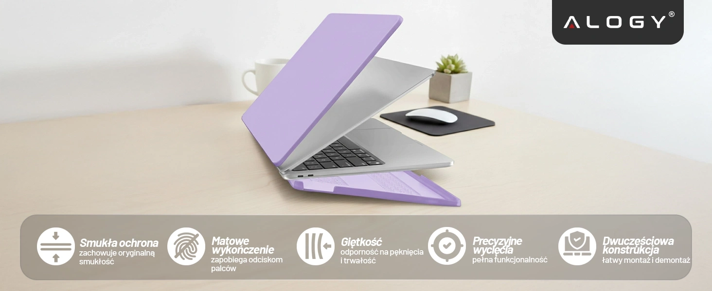 Na biurku znajduje się otwarty laptop z fioletowym, matowym etui ochronnym. W tle widoczne są myszka, kubek i roślina, a na górze logo \'ALOGY\'.
