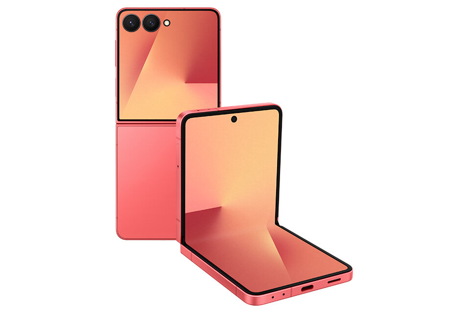 Na obrazie widoczny jest składany smartfon w kolorze różowym, z dwoma aparatami na tylnej części i ekranem z otworem na kamerę. Urządzenie jest częściowo otwarte, ukazując ekran i porty na dolnej krawędzi.