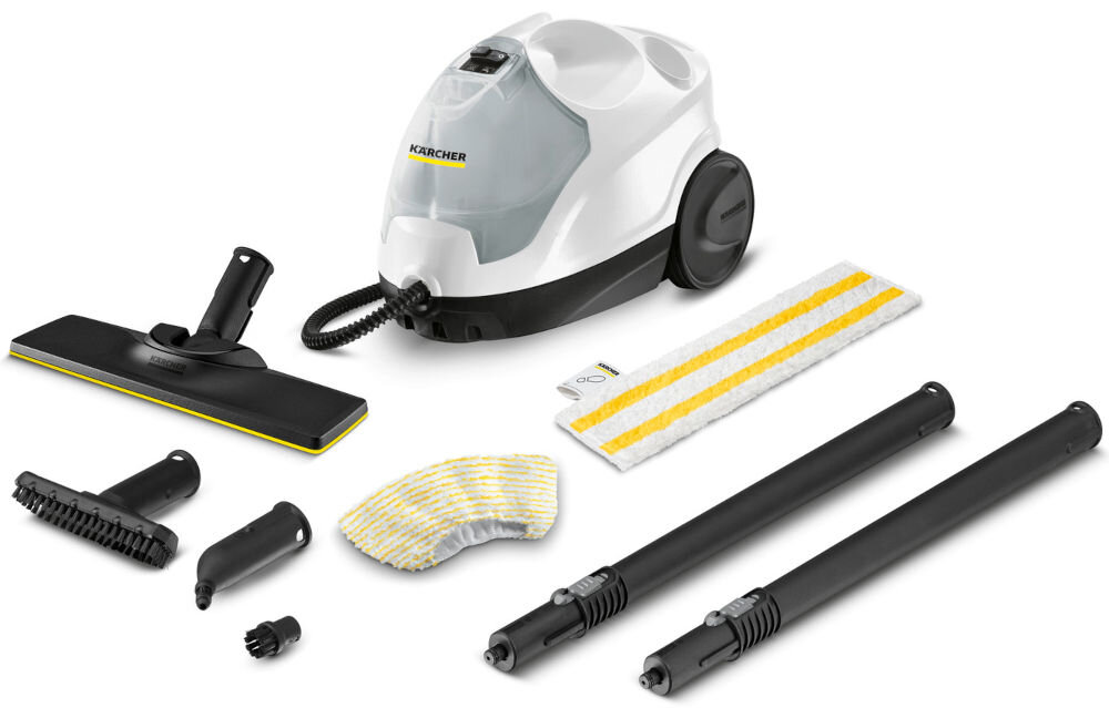 Na obrazie widoczna jest parownica KARCHER SC 4 EasyFix z różnymi akcesoriami, w tym dyszami, rurkami i ściereczkami. Logo KARCHER znajduje się na urządzeniu.