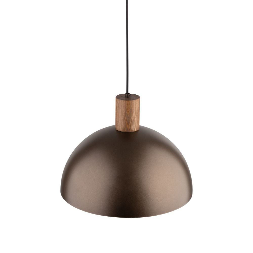 Brązowa lampa wisząca z półkulistym kloszem i drewnianym elementem przy mocowaniu. Lampa zawieszona jest na czarnym przewodzie.