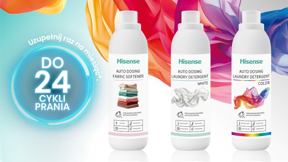 Na obrazie znajdują się trzy butelki z etykietami: \'Hisense AUTO DOSING FABRIC SOFTENER\', \'Hisense AUTO DOSING LAUNDRY DETERGENT WHITE\' i \'Hisense AUTO DOSING LAUNDRY DETERGENT COLOR\'. Po lewej stronie widnieje napis \'Uzupełnij raz na miesiąc: DO 24 CYKLI PRANIA\'.