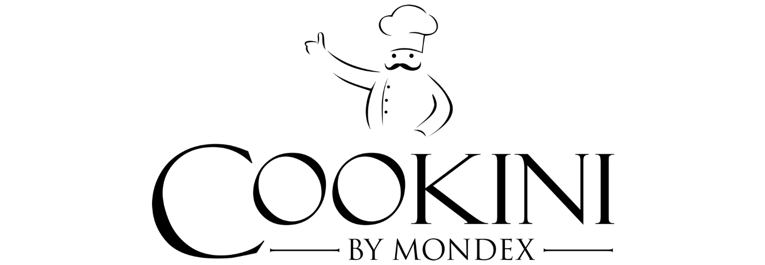 Logo przedstawia postać kucharza z wąsami i czapką kucharską, obok napis \'COOKINI BY MONDEX\'.