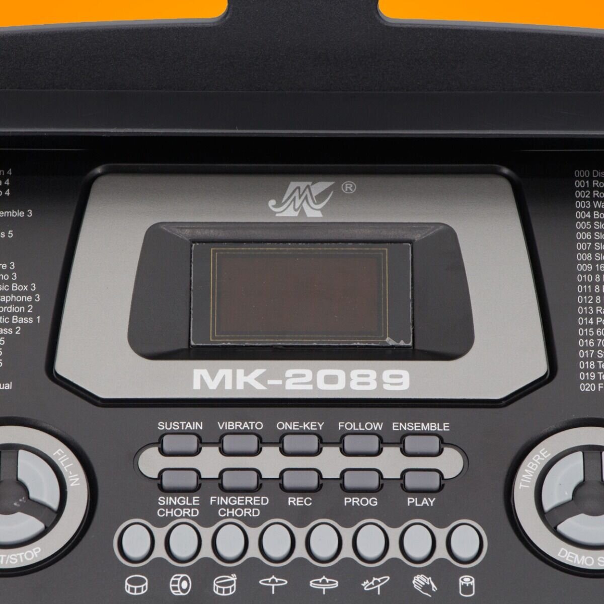 Panel sterowania keyboardu z wyświetlaczem i przyciskami oznaczonymi jako SUSTAIN, VIBRATO, ONE-KEY, FOLLOW, ENSEMBLE. Widoczny jest napis \'MK-2089\' oraz logo producenta \'MK\'.