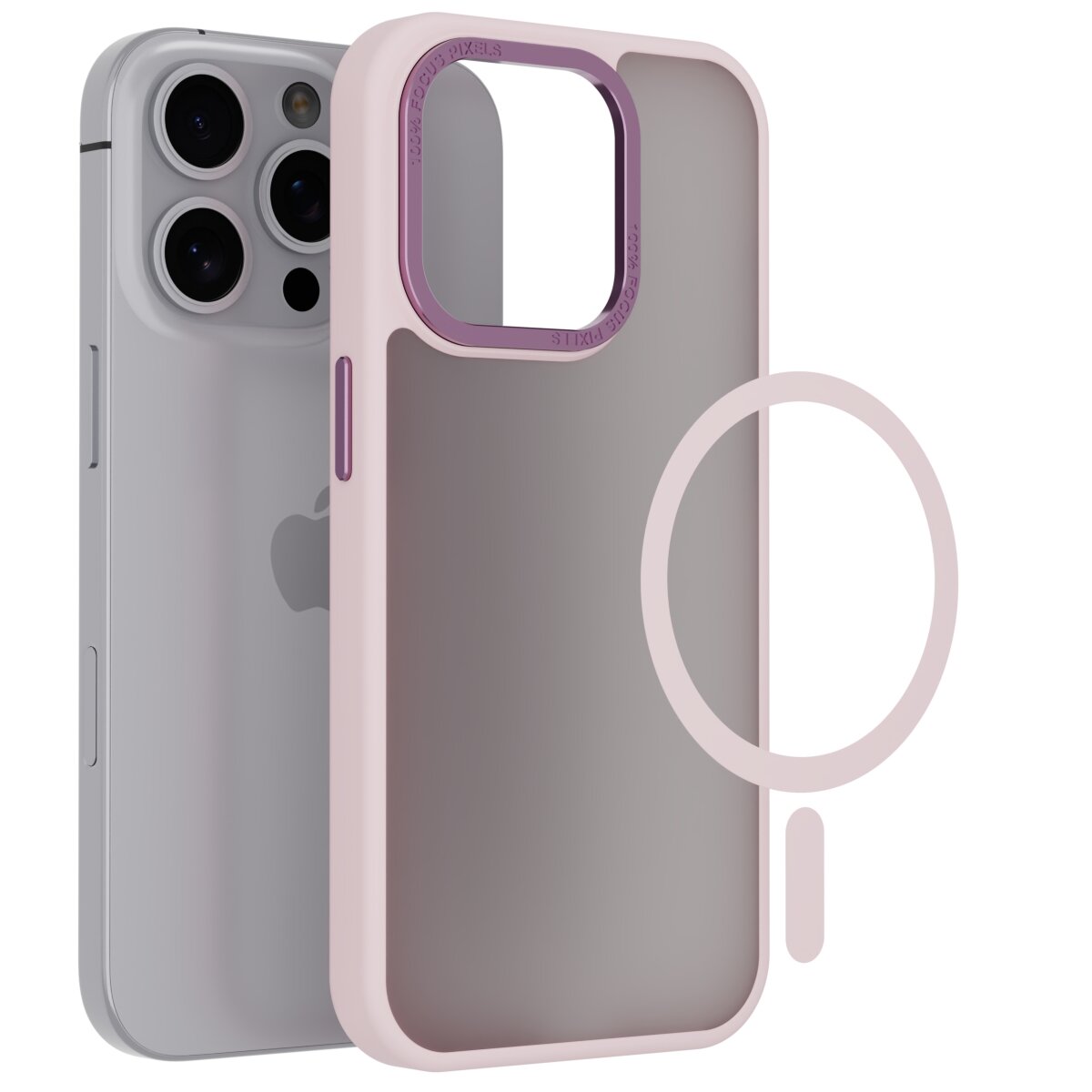 Na obrazie widoczne jest matowe, ochronne etui na telefon w kolorze różowym, z wycięciem na aparat i magnetycznym pierścieniem do MagSafe. Obok znajduje się telefon z trzema obiektywami aparatu.