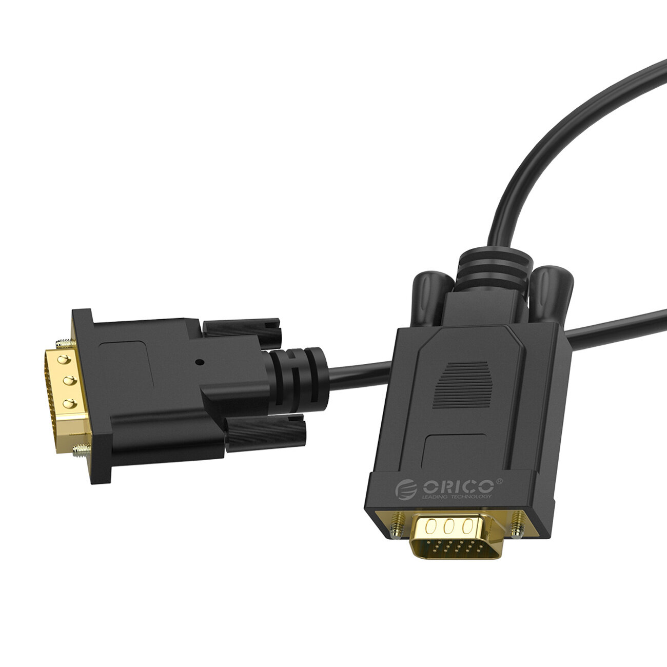 Na obrazie widoczny jest czarny kabel z dwoma złączami: DVI 24+1 i VGA. Na jednym z złączy znajduje się logo \'Orico\'.