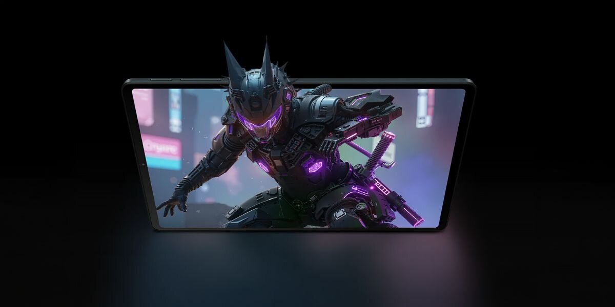 Tablet z wyświetlaczem, na którym widoczna jest postać w futurystycznym pancerzu z fioletowymi elementami świetlnymi. Tło jest ciemne, co podkreśla jasność ekranu.