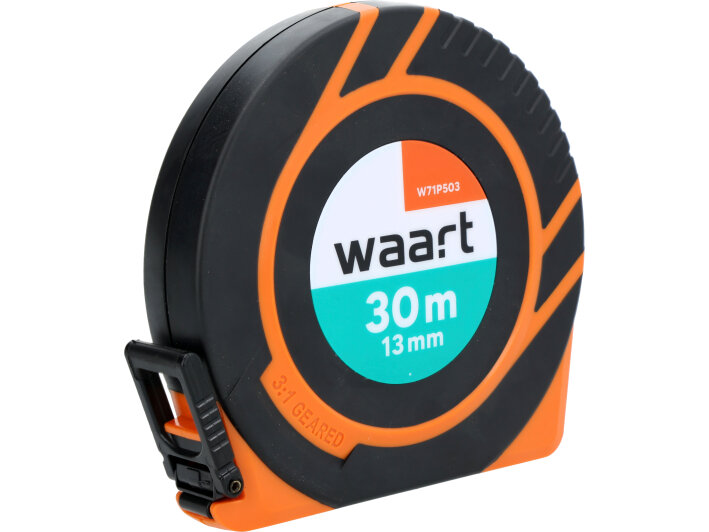 Na obrazie widoczna jest taśma miernicza w czarno-pomarańczowej obudowie z napisem \'waart 30m 13mm\'.