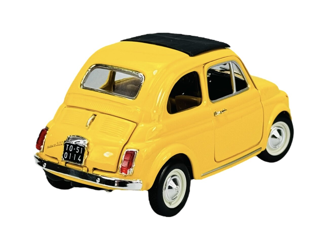 Żółty model samochodu z czarnym dachem, przypominający klasyczny Fiat 500, z widoczną tablicą rejestracyjną TO-51 014. Samochód ma białe opony i chromowane elementy wykończenia.