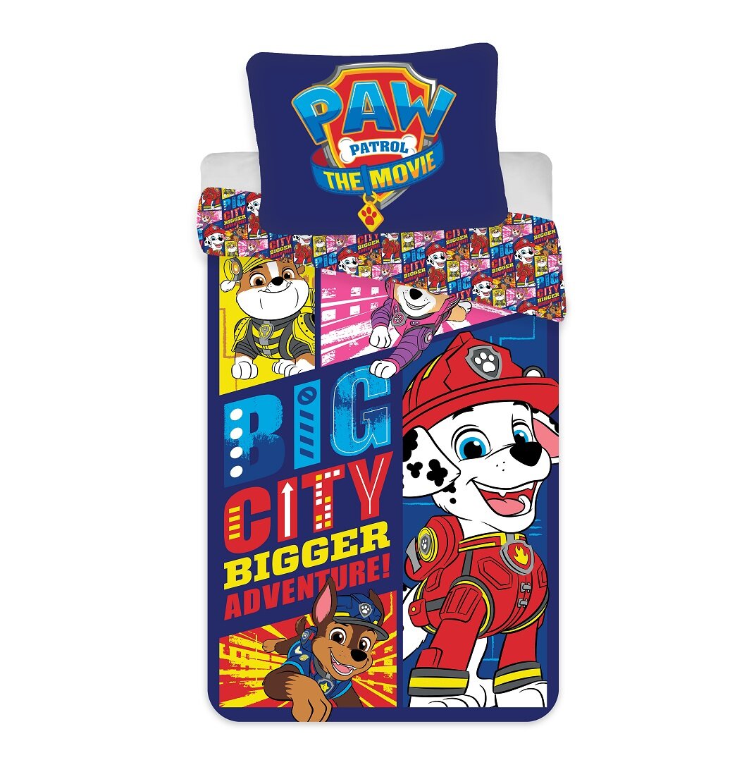 Pościel z motywem Psi Patrol Film, przedstawiająca postacie z filmu oraz napis \'BIG CITY BIGGER ADVENTURE!\'. Na poduszce widnieje logo \'PAW PATROL THE MOVIE\'.