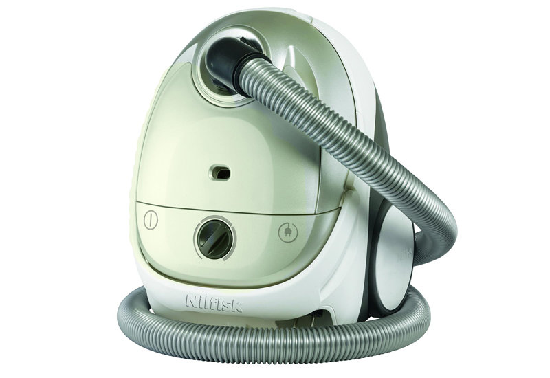 Pojemny zbiornik na kurz