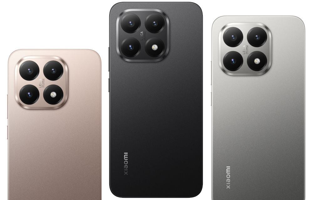 Trzy smartfony w różnych kolorach: złotym, czarnym i srebrnym, z widocznymi aparatami fotograficznymi na tylnej obudowie. Na każdym z nich znajduje się logo \'xiaomi\'.
