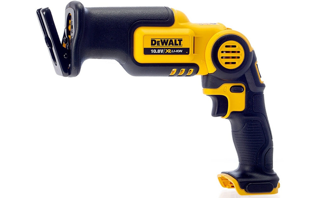 Akumulatorowa pila szablasta DEWALT DCS310N-XJ regulowacja 3 pozycyjny obrotowy uchwyt elastycznosc do pracy