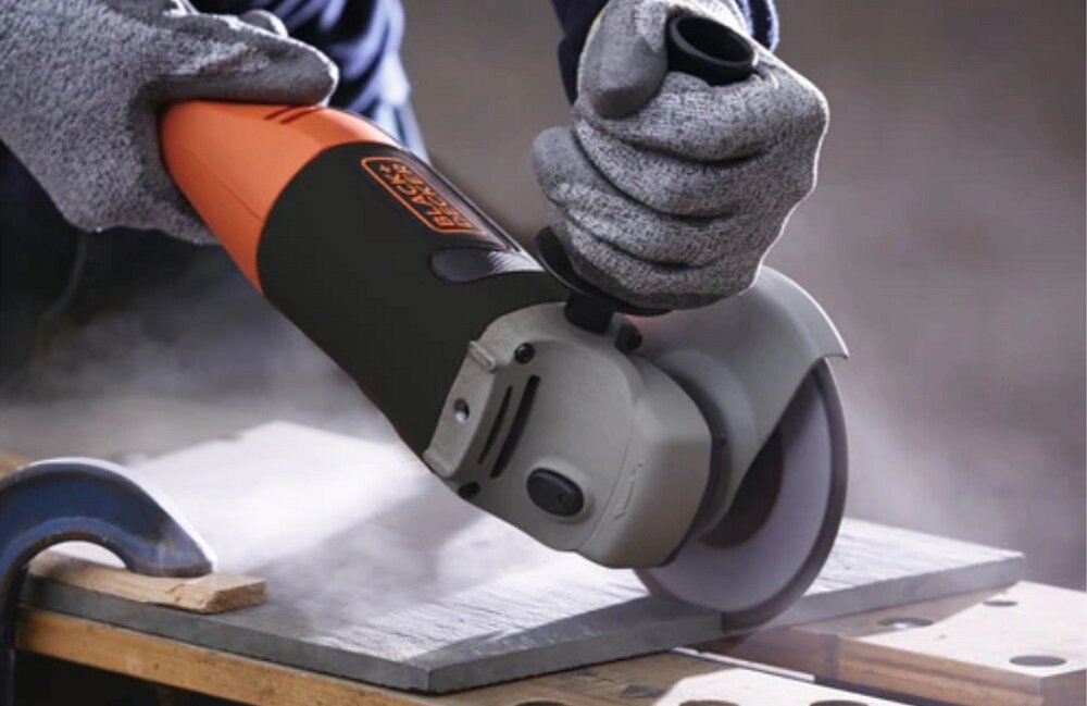 Szlifierka kątowa BLACK DECKER KG1202K Profesjonalny sprzęt Bardzo poręczna