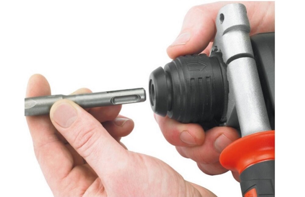 Młotowiertarka BLACK DECKER KD975 Do zadań specjalnych