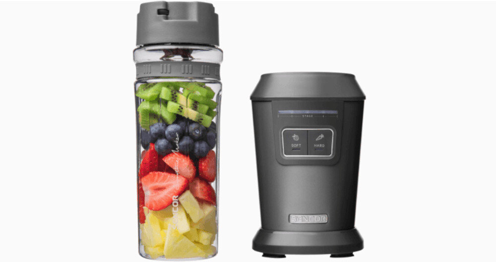 Blender kielichowy SENCOR SBL 7078BK zdjęcie lifestyle Stabilność na blacie Przyssawki i antypoślizgowe nóżki mechanizm bezpieczeństwa