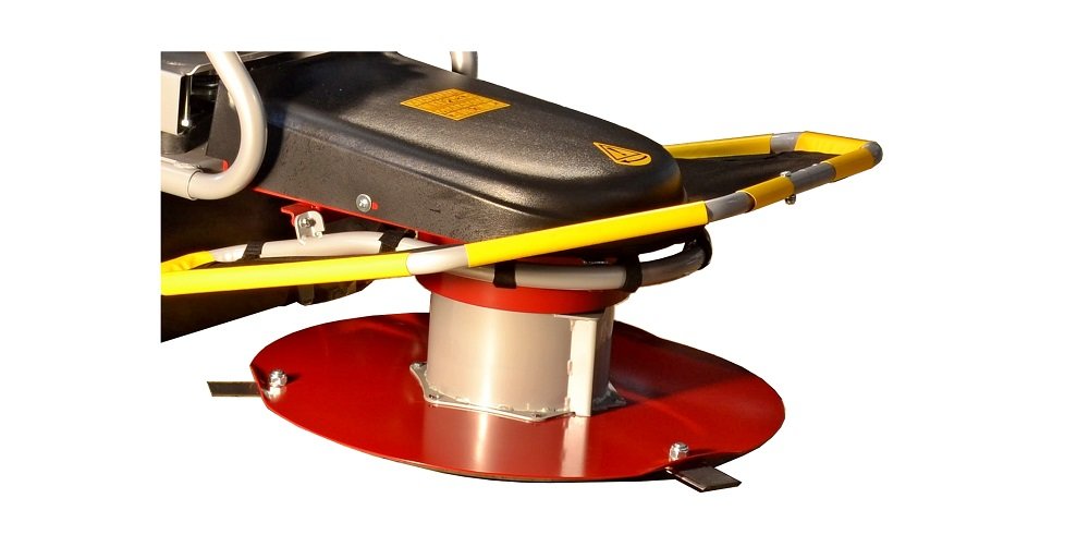 Kosiarka spalinowa DAKR Panter FD-2H RZS 70 BS850 Briggs&Stratton 850 IC widok 3 układ tnący noże