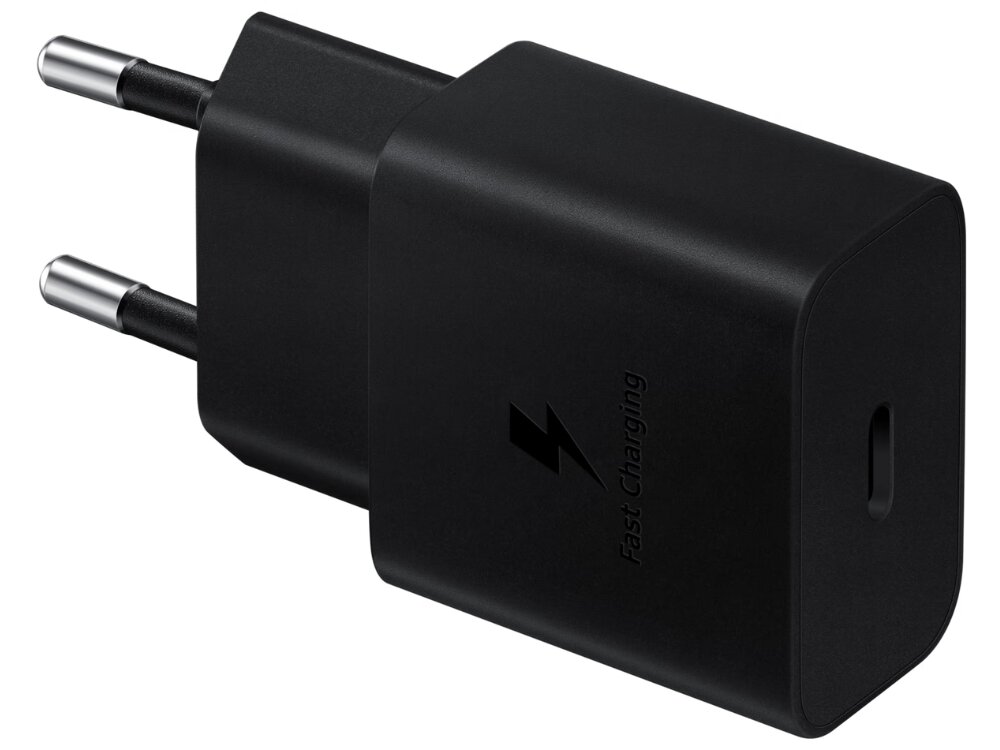 Czarna ładowarka sieciowa z dwoma metalowymi bolcami i portem USB-C. Na obudowie widoczny jest symbol błyskawicy i napis \'Fast Charging\'.