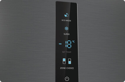 Panel sterowania lodówki z wyświetlaczem pokazującym temperaturę -18°C oraz opcje: ECO MODE, SUPER, SET TEMP, ZONE CHOICE. Widoczny jest przycisk zasilania.