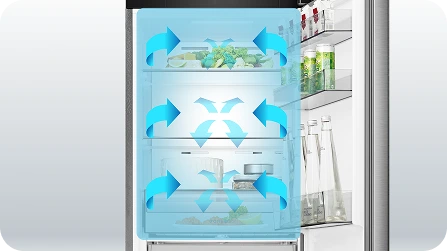 Wnętrze lodówki z otwartymi drzwiami, na półkach znajdują się różne produkty spożywcze. Na obrazie widoczne są niebieskie strzałki wskazujące na cyrkulację powietrza wewnątrz lodówki.