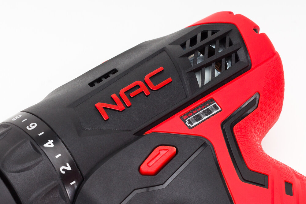 Wiertarko-wkrętarka NAC CDB12-SF do pracy w drewnie w materiałach drewnopodobnych materiałach budowlanych metalu w tworzywach sztucznych funkcja zmiany kierunku obrotów lewo-prawo płynne sterowanie prędkością obrotową wbudowana dioda LED